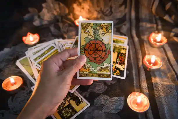 tarot cards Lindenhurst